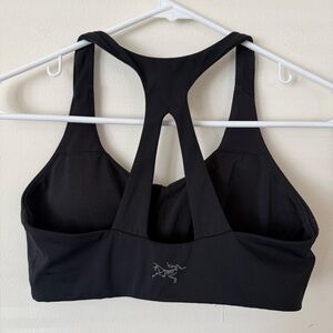 Arc’teryx Black Essential Activewear Workout Sports Bra - XS